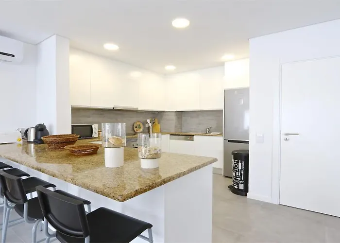 Marina Parque 211-cleverdetails, Located In The Marina, Private Pool Apartament